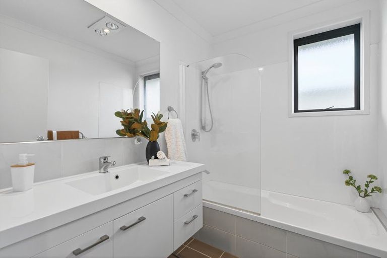 Photo of property in 23 Rosella Drive, Welcome Bay, Tauranga, 3112