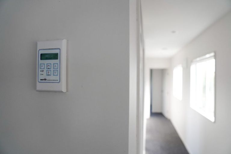 Photo of property in 13 Gala Place, Henderson, Auckland, 0612