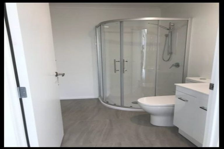 Photo of property in 2u3 Mcnicol Street, Fairfield, Hamilton, 3214