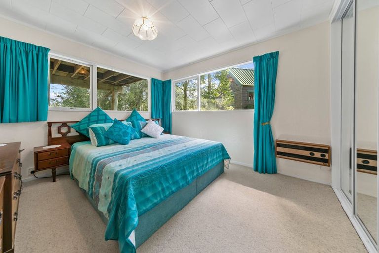 Photo of property in 37 Autumn Avenue, Glen Eden, Auckland, 0602