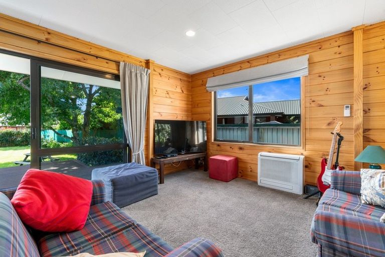 Photo of property in 48 Meadowstone Drive, Wanaka, 9305