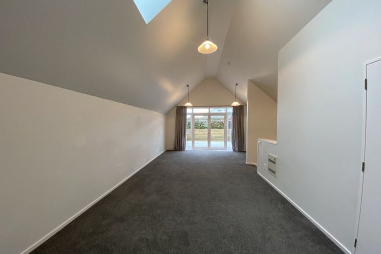 Photo of property in Pirie Street Townhouses, 22/35u Pirie Street, Mount Victoria, Wellington, 6011