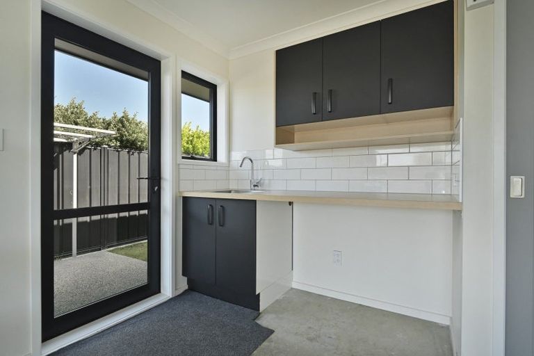 Photo of property in 22 Read Crescent, Clive, 4102
