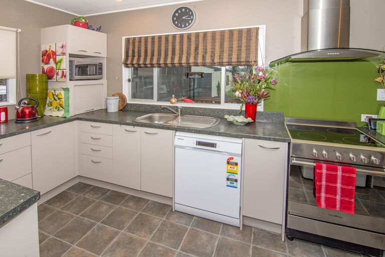 Photo of property in 5 Kereru Place, Masterton, 5810