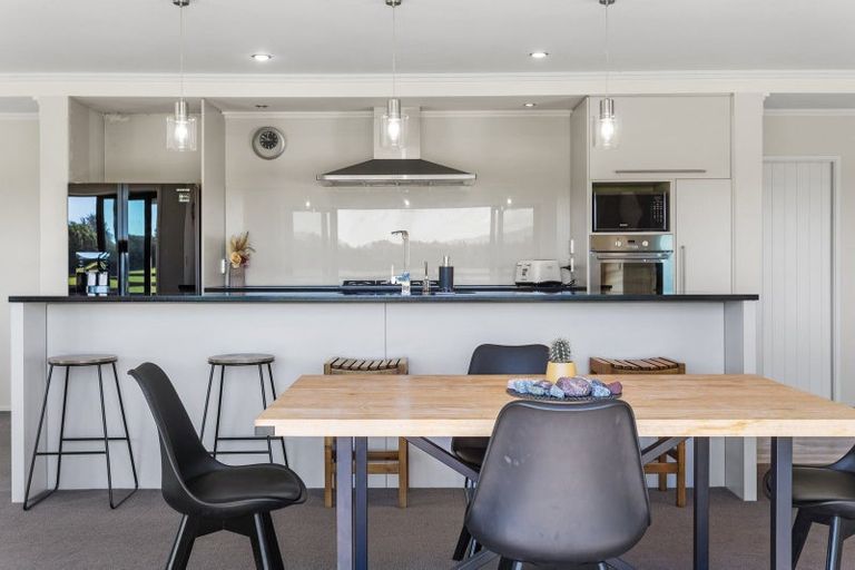 Photo of property in 53 Swamp Road, Loburn, Rangiora, 7472