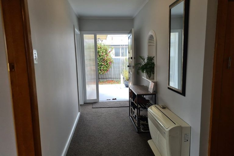 Photo of property in 33 Toorak Avenue, Avonhead, Christchurch, 8042