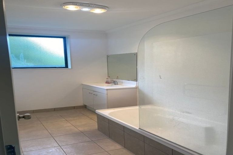 Photo of property in 6a Margarita Rise, Pukekohe, 2120