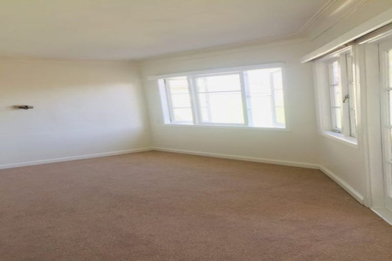 Photo of property in 1/11 Station Road, Takanini, 2112