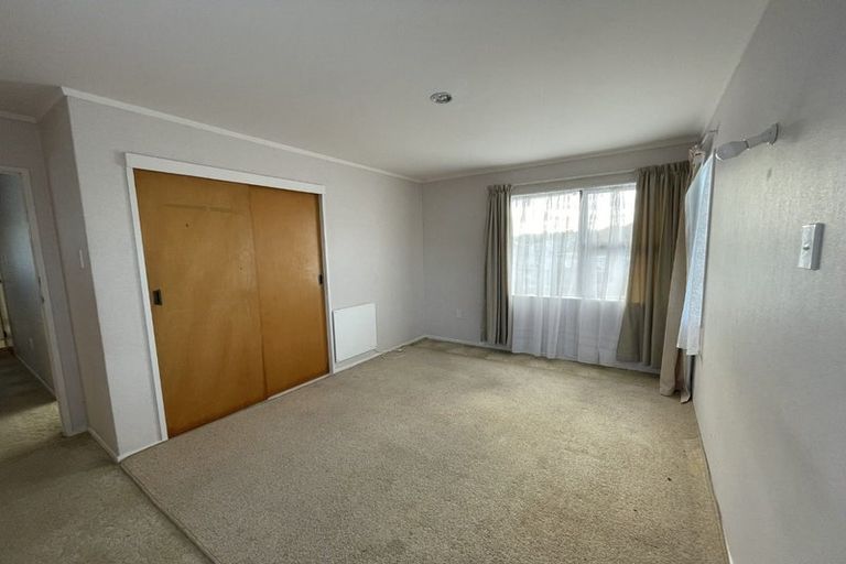Photo of property in 10a Burwah Street, Berhampore, Wellington, 6023