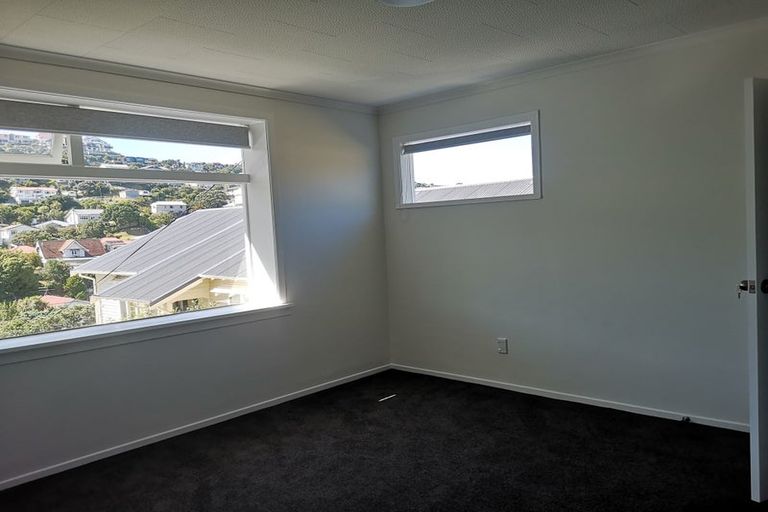 Photo of property in 50a The Parade, Island Bay, Wellington, 6023