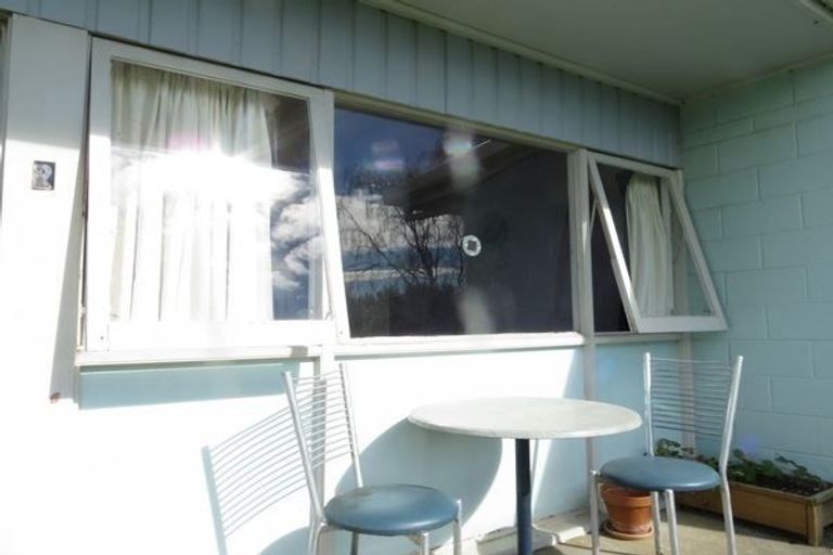 Photo of property in 18 Kent Street, Waiuku, 2123