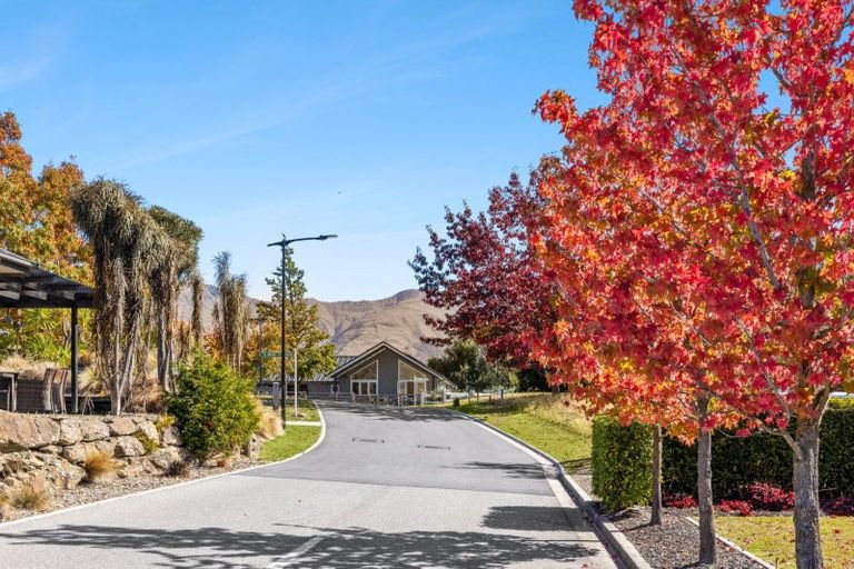 Photo of property in 7 Greenwood Lane, Wanaka, 9305