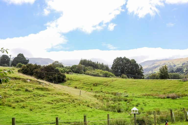 Photo of property in 6025 Christchurch Akaroa Road, Duvauchelle, 7583