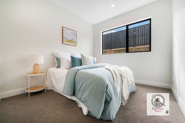 Photo of property in 26 Evergreen Parade, Rosehill, Papakura, 2113