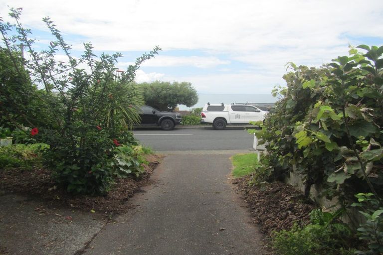 Photo of property in 207 Vipond Road, Stanmore Bay, Whangaparaoa, 0932