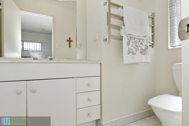 Photo of property in 1/47 Great South Road, Manurewa, Auckland, 2102