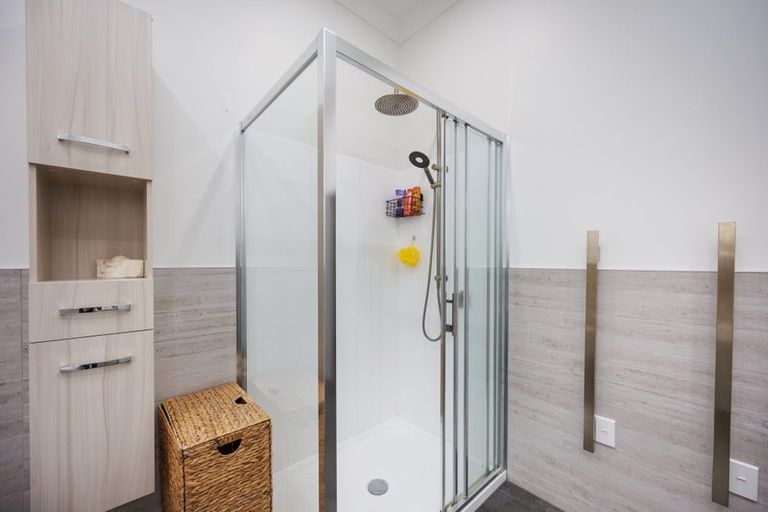 Photo of property in 7 Pirie Street, Palmerston North, 4410