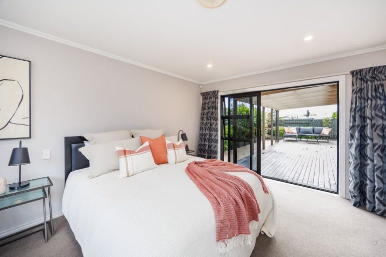 Photo of property in 49 Balrickard Way, Milson, Palmerston North, 4414