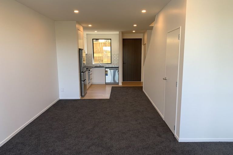 Photo of property in 62u5 Spenmoor Street, Newlands, Wellington, 6037