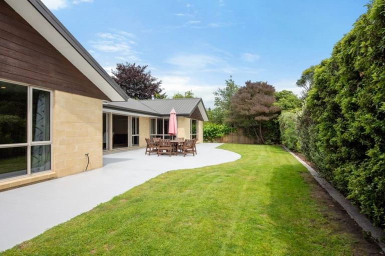 Photo of property in 18 Hilton Place, Blenheim, 7201