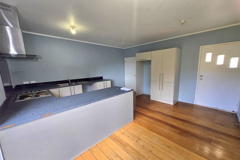 Photo of property in 40 Evans Road, Weymouth, Auckland, 2103