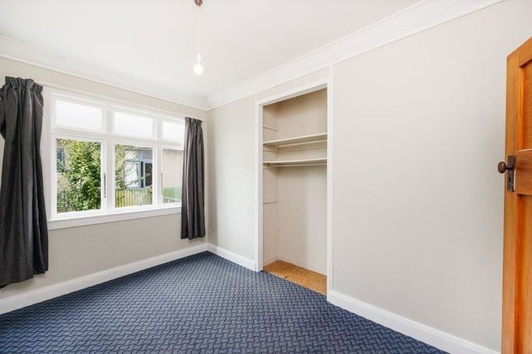 Photo of property in 8 Guy Avenue, Takaro, Palmerston North, 4410