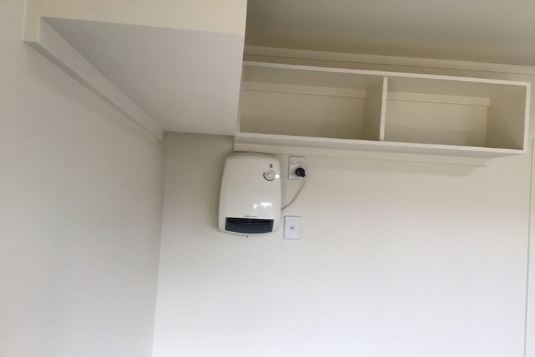 Photo of property in 2 Gorrie Road, Regent, Whangarei, 0112