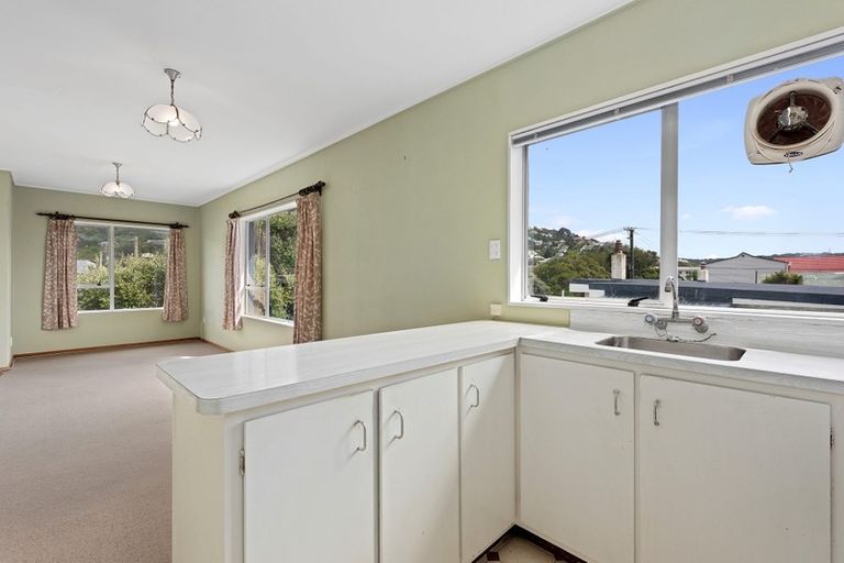 Photo of property in 218u8 Onepu Road, Lyall Bay, Wellington, 6022