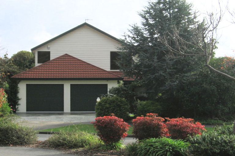 Photo of property in 13 Hurunui Street, Waikanae, 5036