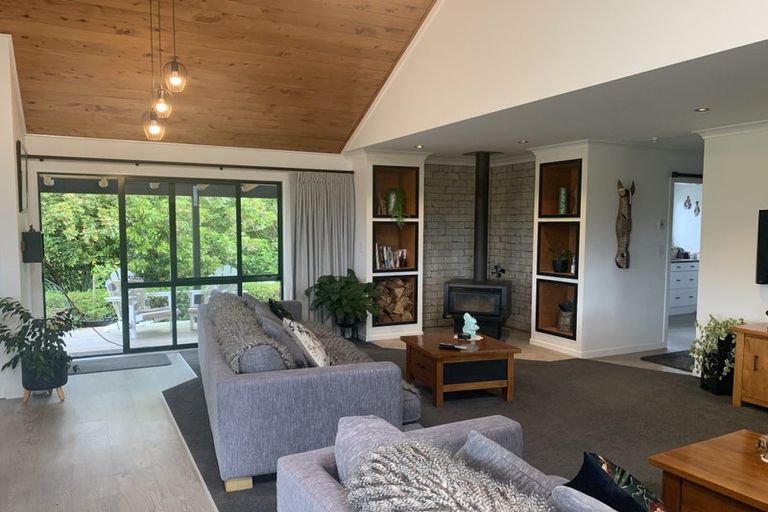 Photo of property in 307c Maxted Road, Bombay, Drury, 2579