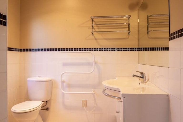 Photo of property in 8 Mirbeck Avenue, Cambridge, 3434