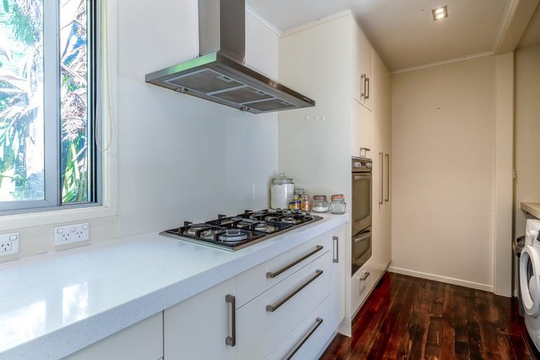 Photo of property in 4 Berne Place, Birkenhead, Auckland, 0626