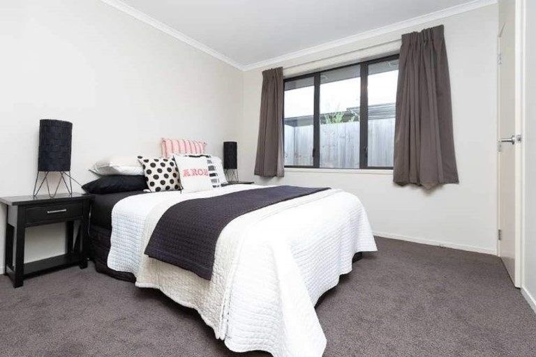 Photo of property in 108u1 Old Farm Road, Hamilton East, Hamilton, 3216