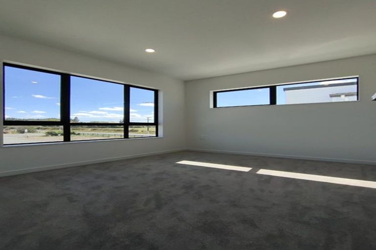 Photo of property in 6 Minhas Road, Papakura, 2110