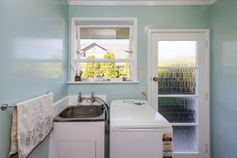 Photo of property in 245 Victoria Avenue, Hokowhitu, Palmerston North, 4410