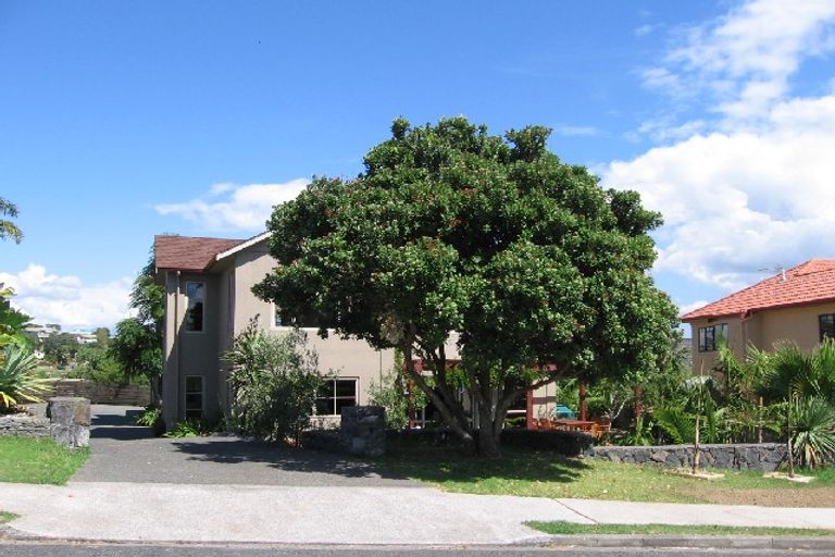 Photo of property in 6 Gilberd Place, Torbay, Auckland, 0630