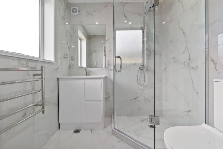 Photo of property in 72e Grove Road, Papakura, 2110