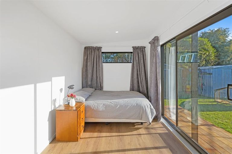 Photo of property in 10b Karlaw Place, Parklands, Christchurch, 8083