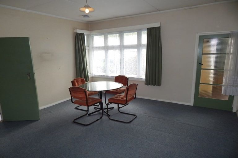 Photo of property in 104 Peel Street, Westport, 7825