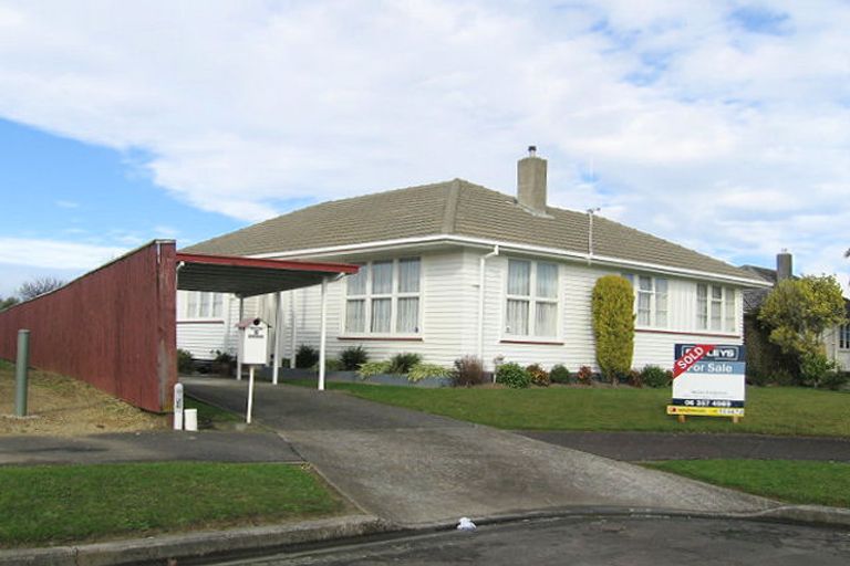Photo of property in 12 Forth Terrace, Roslyn, Palmerston North, 4414