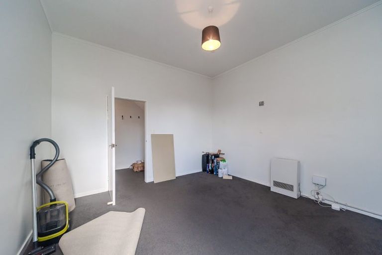 Photo of property in 24 Luxford Street, Berhampore, Wellington, 6023