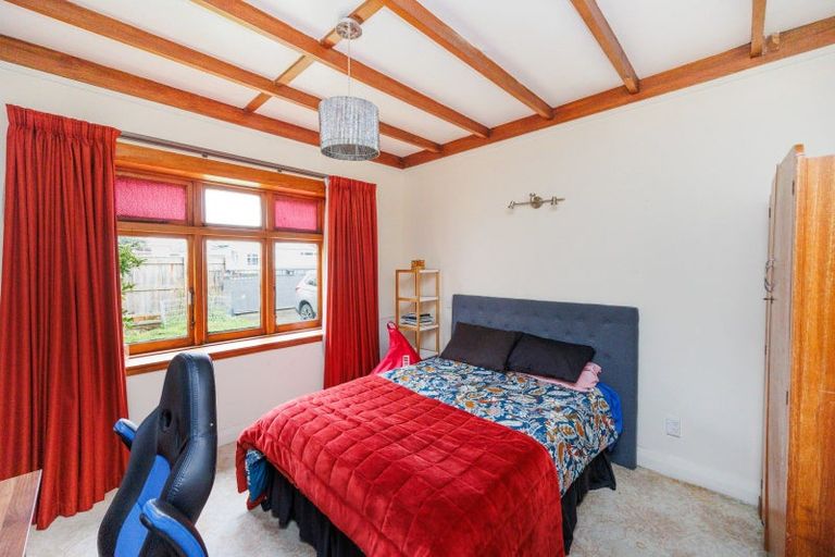 Photo of property in 85 Shamrock Street, Takaro, Palmerston North, 4412