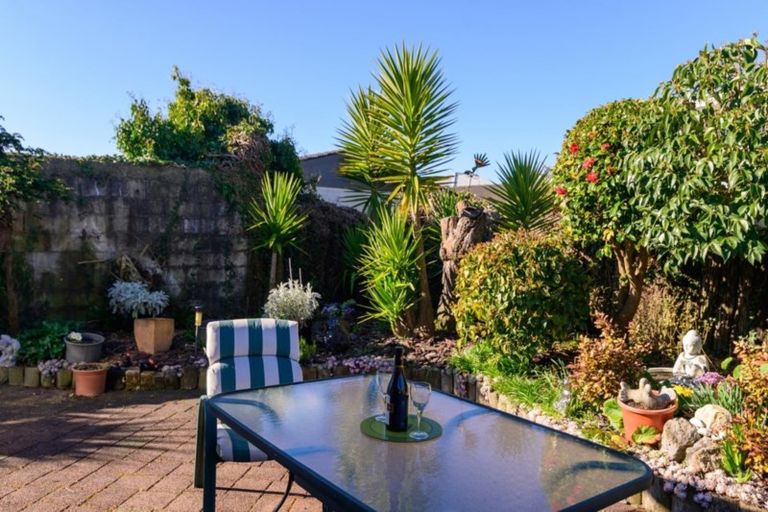Photo of property in 14unit James Street, Victoria, Rotorua, 3010