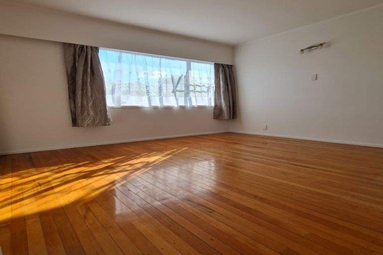 Photo of property in 38 Velma Road, Hillcrest, Auckland, 0627