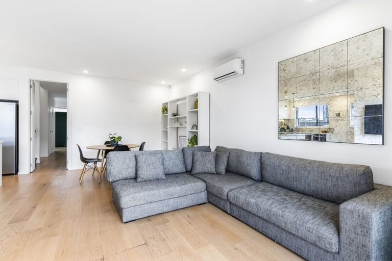 Photo of property in 4 Sioux Road, Hobsonville, Auckland, 0616