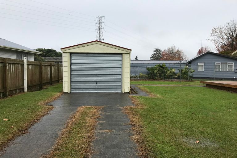 Photo of property in 2 Meyer Place, Huntly, 3700