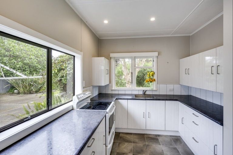 Photo of property in 19 Grey Street, Bay View, Napier, 4104