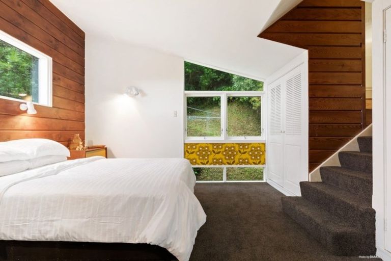 Photo of property in 81 Chamberlain Road, Karori, Wellington, 6012