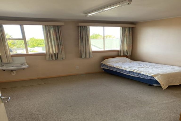 Photo of property in 1/24 Wharenui Road, Upper Riccarton, Christchurch, 8041