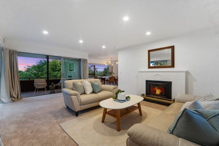 Photo of property in 1/23 Park Rise, Campbells Bay, Auckland, 0630